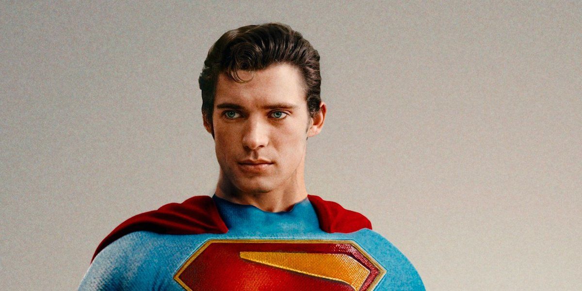 Показано, как будет выглядеть костюм нового Супермена вместо Генри Кавилла
