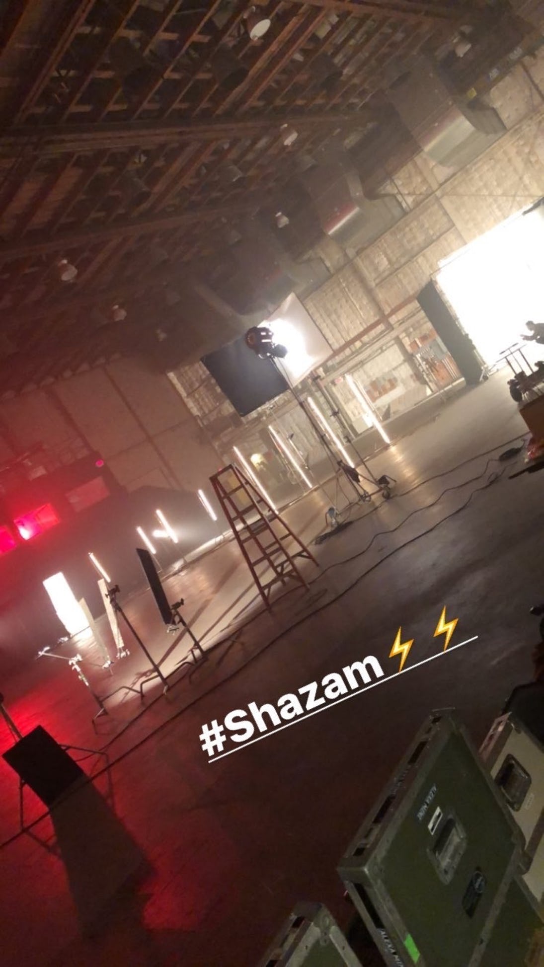DC Films готовится начать съемки «Шазама!»
