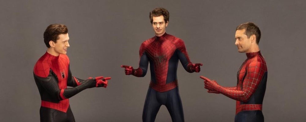 Три версии Человека-паука воплотили известный мем: Эндрю Гарфилд, Тоби Магуайр и Холланд