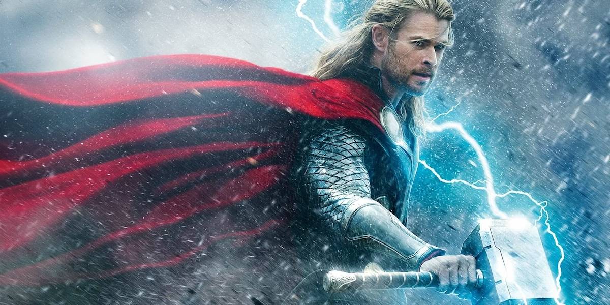 Неожиданный герой Disney смог поднять молот Тора Мьельнир