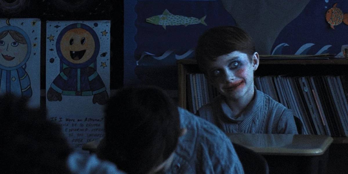 Обзор фильма «Орудия»: уникальный хоррор в духе «Варвара»