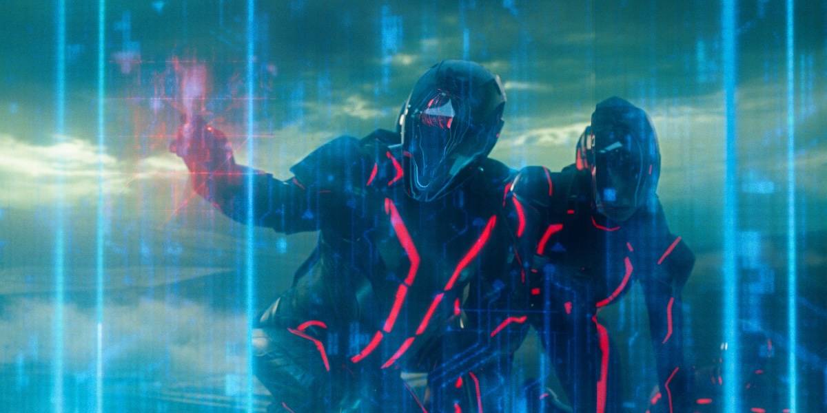 Неплохие сборы «Черного телефона 2» и провал «Трона: Арес» — бокс-офис недели
