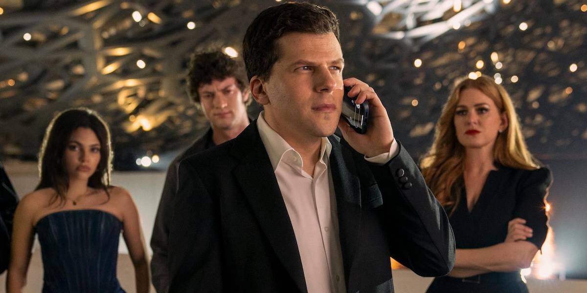 Первые отзывы о фильме «Иллюзия обмана 3»: режиссер «Венома» превзошел прошлые части
