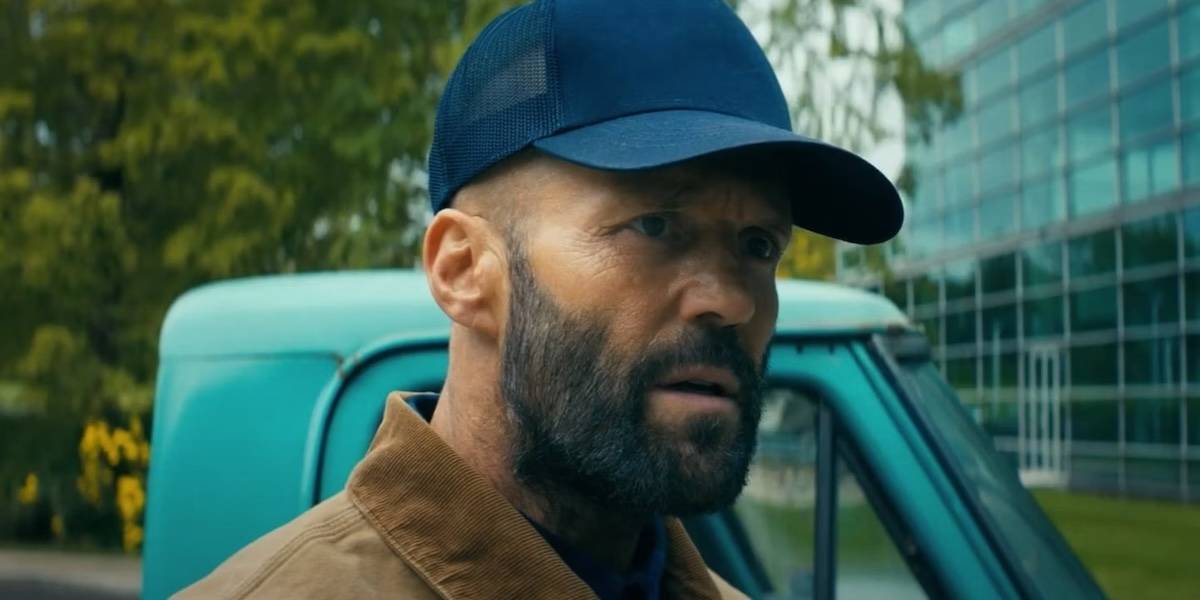Джейсон Стэйтем в роли Адама Клэя на первых фото «Пчеловода 2»