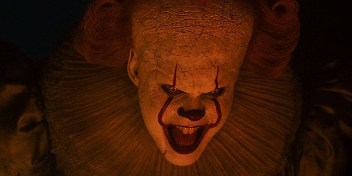 «Оно: Добро пожаловать в Дерри» показало Пеннивайза в человеческом облике