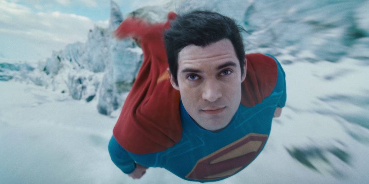 Стопка раскадровок сиквела «Супермена» показала загадочного персонажа DC