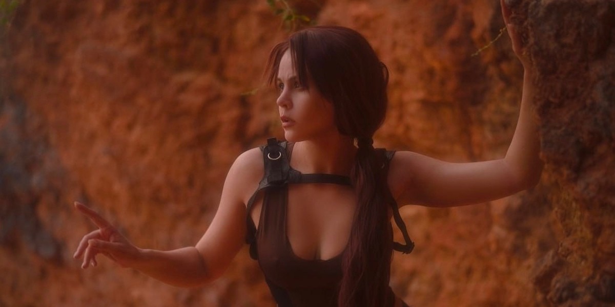 Модель сделала идеальный косплей на Лару Крофт, достойный фильма по Tomb Raider