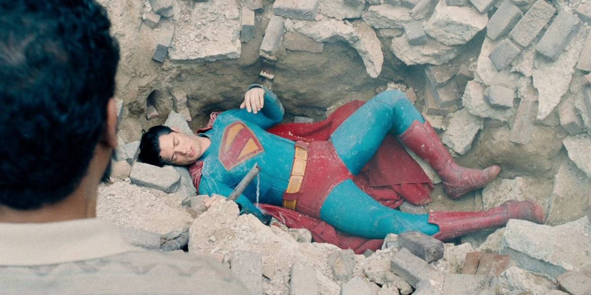 DC официально убрали слово «Америка» из слогана фильма «Супермен»