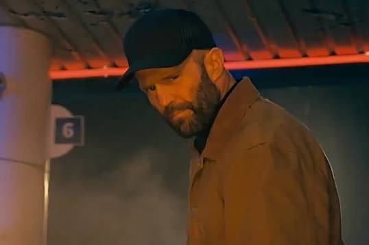 Показан первый трейлер «Пчеловод 2»: Стэйтем против «вышедших из-под контроля» пчеловодов