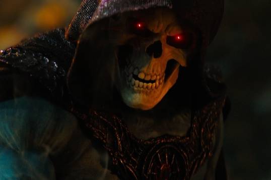 Новый трейлер «Властелинов Вселенной»: Адам на Земле, Тила и схватка Хи-Мэна со Скелетором