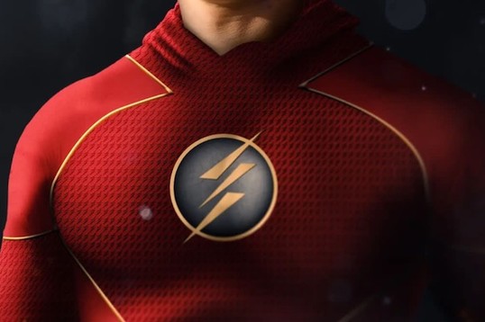 Джордж МакКей заменил Эзру Миллера в роли Флэша на новом постере ...