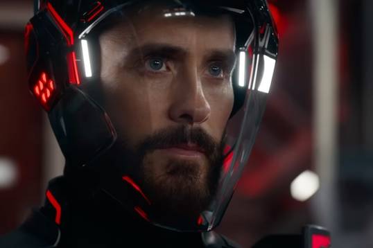 2 трейлер «Трона: Арес» подтвердил личность героя Джареда Лето