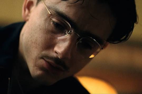 Обзор фильма «Марти Великолепный» — Тимоти Шаламе удивил