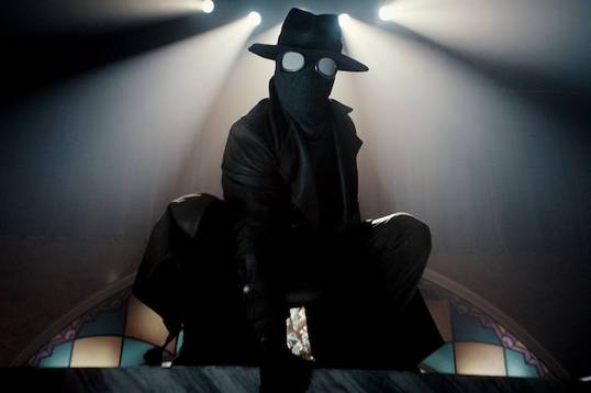 Появились новые кадры сериала «Человек-паук Нуар» с Николасом Кейджем