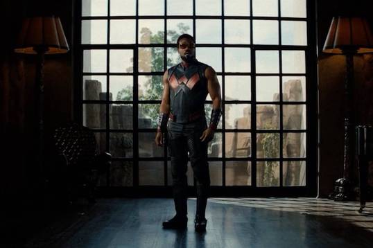 Показаны костюмы Чудо-человека, которые отклонили Marvel Studios