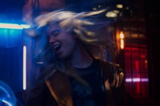 DC снова меняет композитора «Супергерл» за три месяца до премьеры