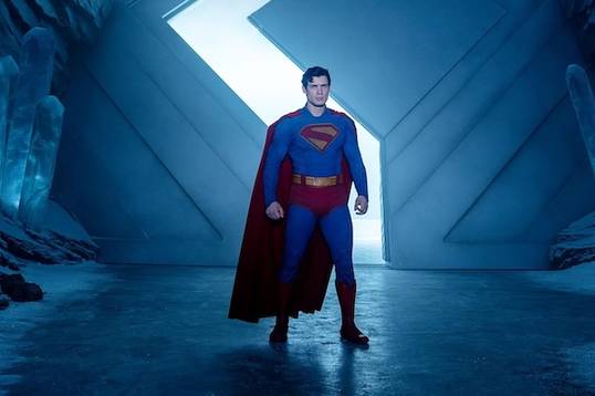 Три актрисы проходят пробы на роль злодейки DC в «Человеке завтрашнего дня»