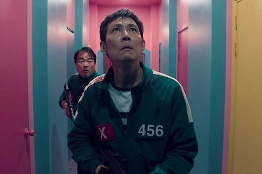Спин-офф «Игры в кальмара» может не выйти из-за ухода режиссера от Netflix