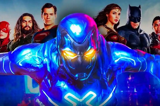 Новые постеры фильма «Синий жук» показали лучший взгляд на костюм героя DC