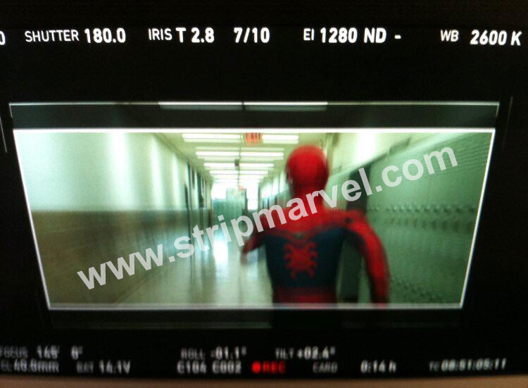 Питер Паркер снова в школе на кадрах «Человек-паук: Вдали от дома»