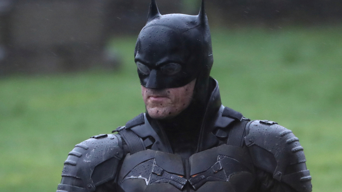 Нужна ли Бэтмену новая киновселенная DC?