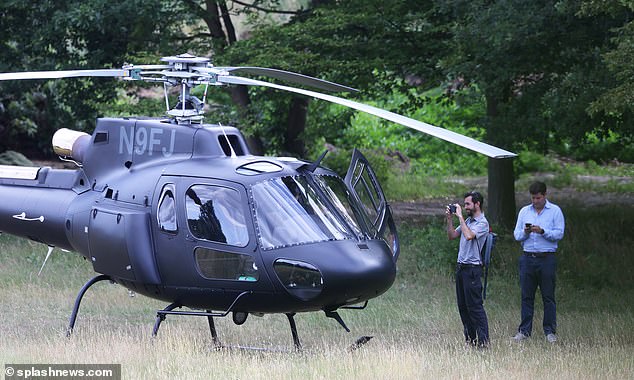 Том Круз соскучился по «Миссии невыполнима»: он летает на вертолете