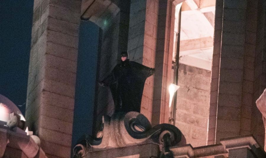 Новый взгляд на костюм Бэтмена Роберта Паттинсона