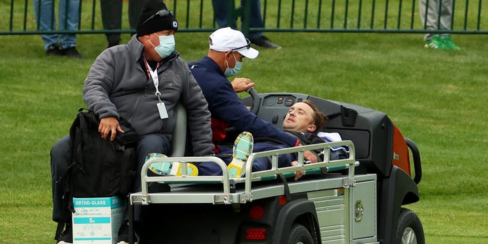 Звезда «Гарри Поттера» Том Фэлтон потерял сознание во время игры в гольф