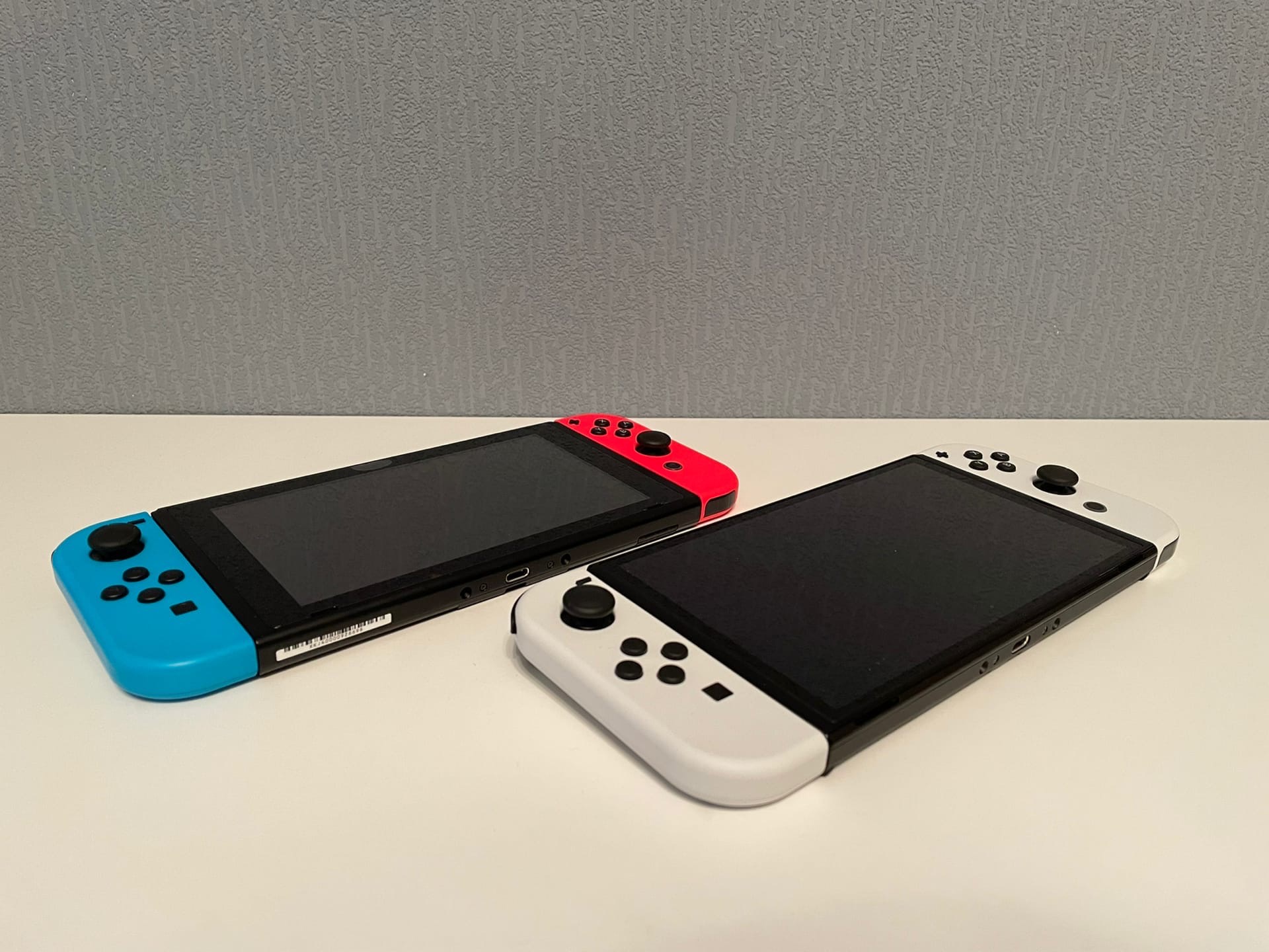 Обзор Nintendo Switch OLED. Отличия новой ревизии и кому покупать