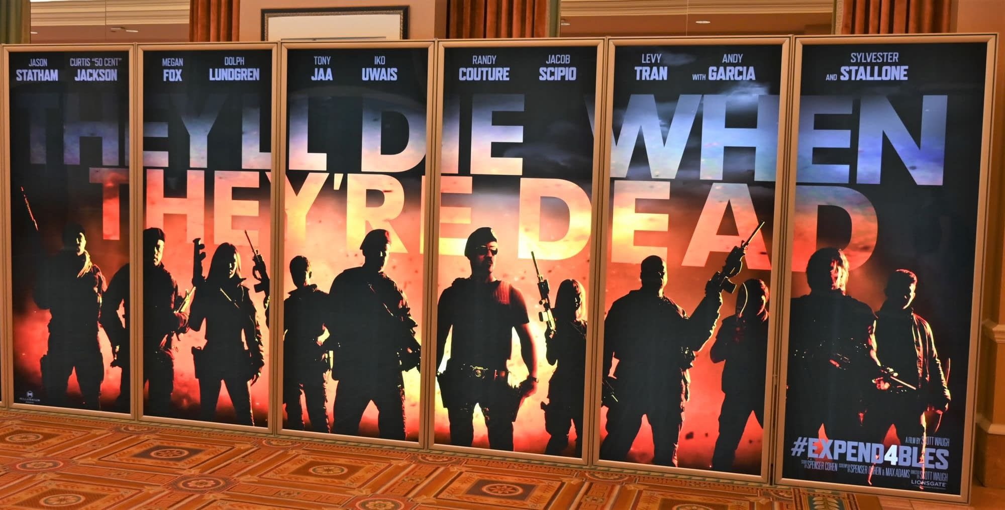Первый постер фильма «Неудержимые 4» показал Сильвестра Сталлоне и остальных