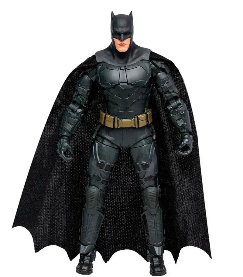 Близкий взгляд на новый костюм Бэтмена Бена Аффлека из «Флэша»