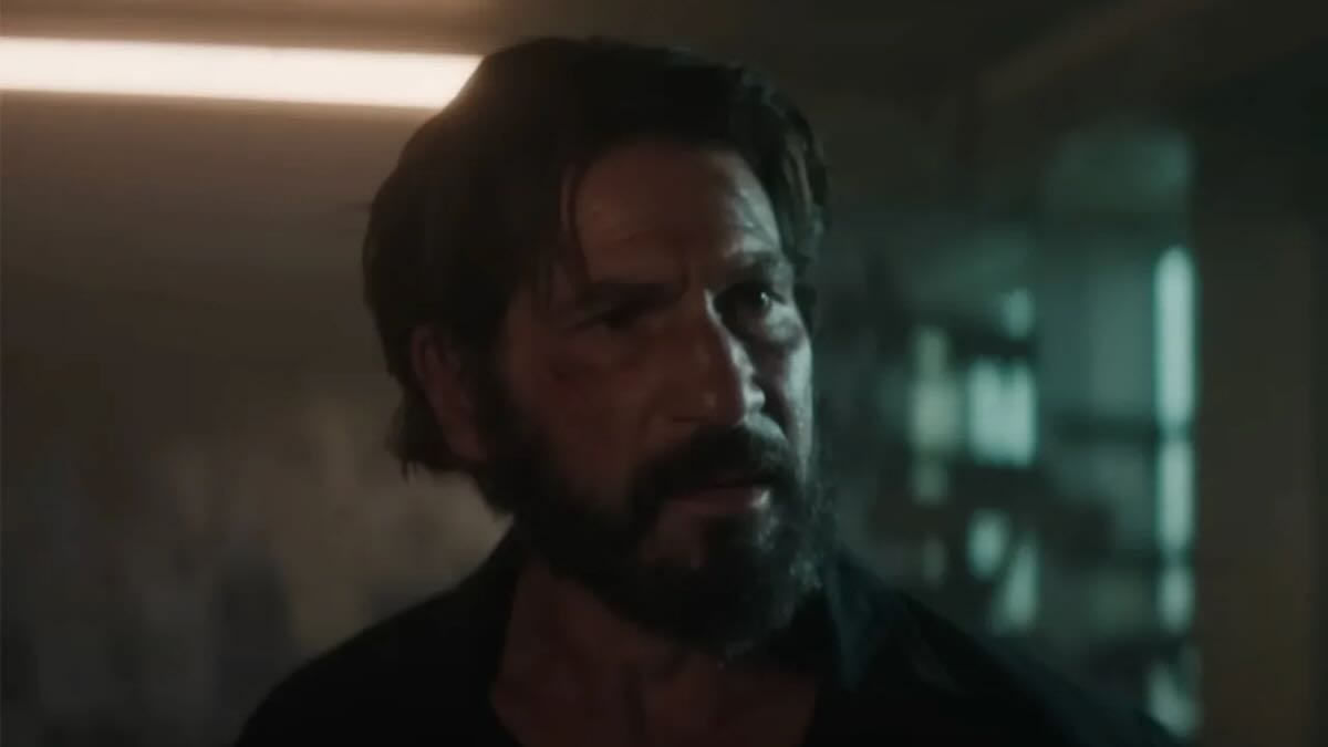 Джон Бернтал в роли Фрэнка Касла/Карателя в «Сорвиголове: Возрождение» / Marvel Television