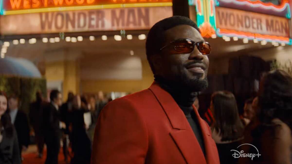 Премьера финала «Чудо-человека» на Disney+, Саймон Уильямс в костюме / Marvel Studios