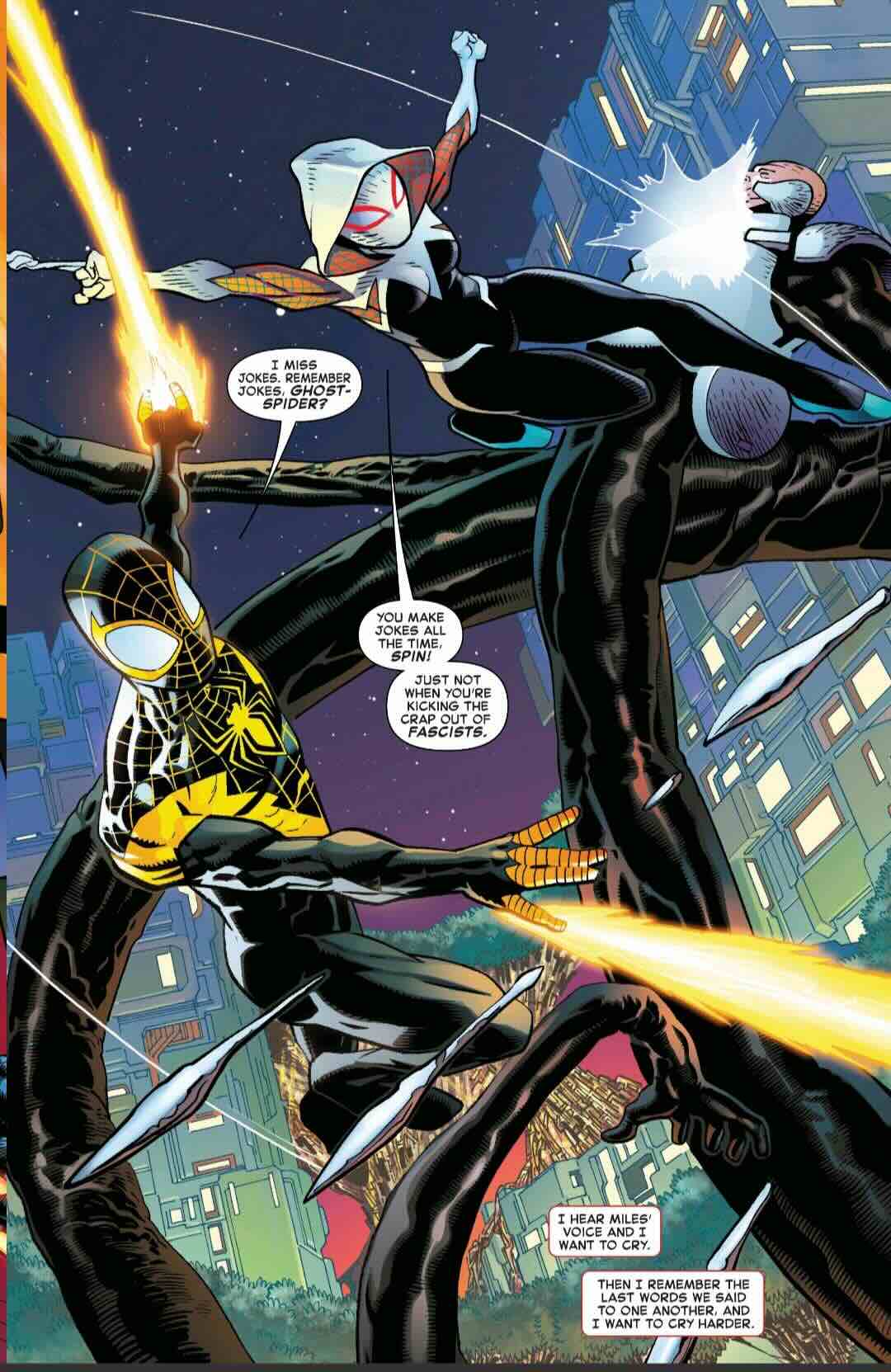 Майлз Моралес и Гвен Стейси сражаются со злодеем в комиксах Marvel / Комиксы Marvel