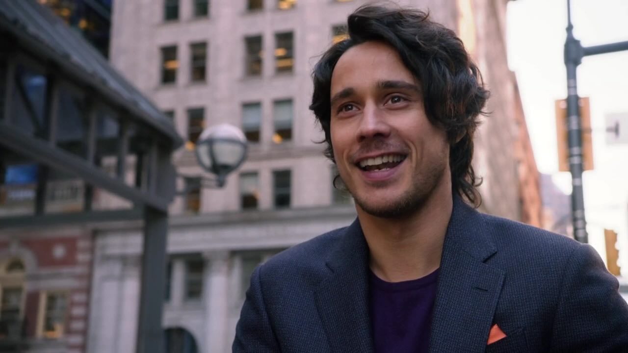 Томас Леннон Мистер в «Супергерл»