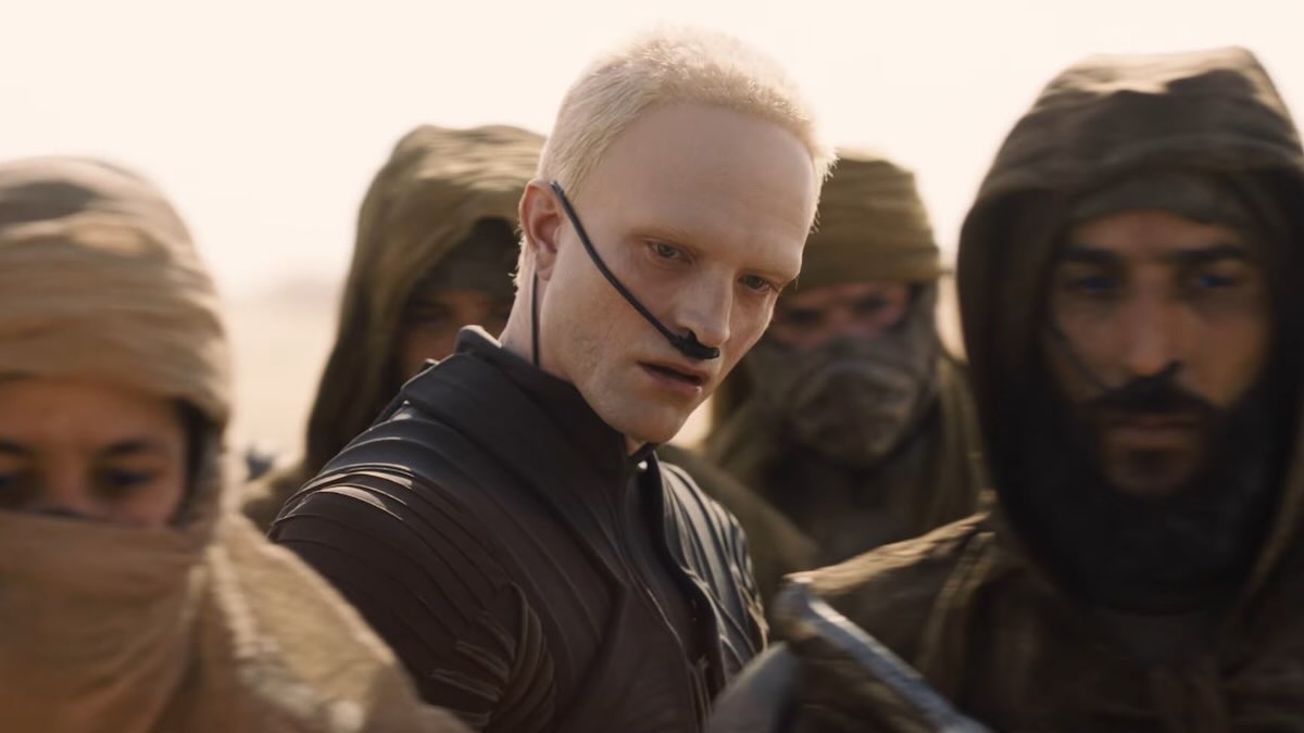 Роберт Паттинсон в роли Скитала в «Дюне: Часть третья» / Warner Bros.