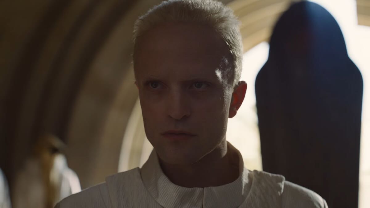 Роберт Паттинсон в роли Скитала в «Дюне: Часть третья» / Warner Bros.